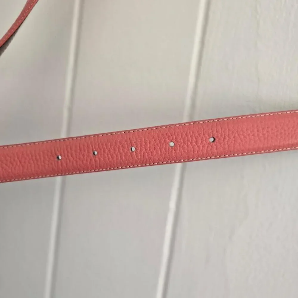 Land’s End Vintage Women’s genuine leather Belt in Peach w silver buckle Size 46